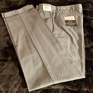 Architect Khakis 32x32 Charcoal 💯 % Cotton